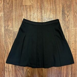 The Limited black pleated skirt